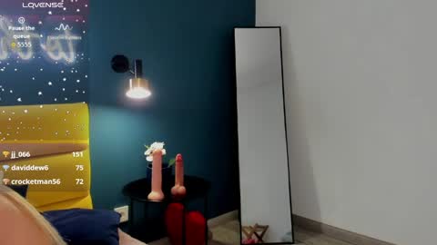 Diana  online show from March 28, 2026, 1:43 pm