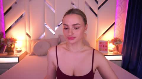 diana_nova online show from May 16, 2026, 6:21 am