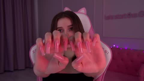 Snapshot of dianabecker chatting on January 23, 2025, 9:50 pm Diana online show from January 23, 2025, 9:50 pm