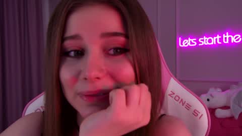 Snapshot of dianabecker chatting on January 30, 2025, 11:24 pm Diana online show from January 30, 2025, 11:24 pm