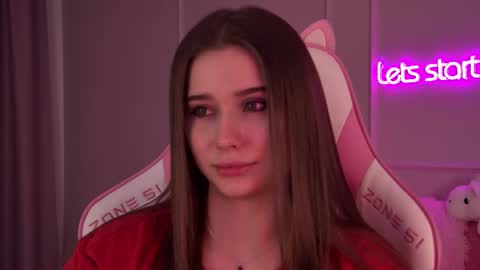 Snapshot of dianabecker chatting on February 10, 2025, 12:41 am Diana online show from February 10, 2025, 12:41 am