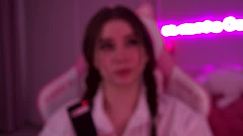 Snapshot of dianabecker chatting on February 12, 2025, 12:48 am Diana online show from February 12, 2025, 12:48 am