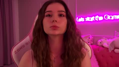 Snapshot of dianabecker chatting on February 23, 2025, 6:23 pm Diana online show from February 23, 2025, 6:23 pm