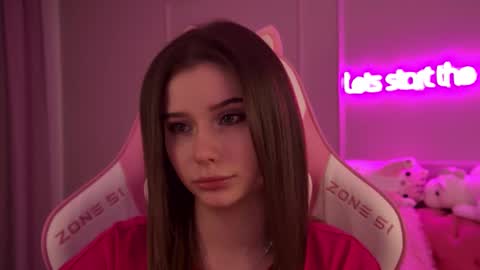 Snapshot of dianabecker chatting on February 24, 2025, 9:41 pm Diana online show from February 24, 2025, 9:41 pm