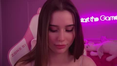 Snapshot of dianabecker chatting on March 3, 2025, 4:14 am Diana online show from March 3, 2025, 4:14 am