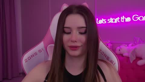 Snapshot of dianabecker chatting on March 9, 2025, 9:25 pm Diana online show from March 9, 2025, 9:25 pm