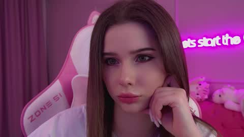 Snapshot of dianabecker chatting on March 11, 2025, 6:19 pm Diana online show from March 11, 2025, 6:19 pm