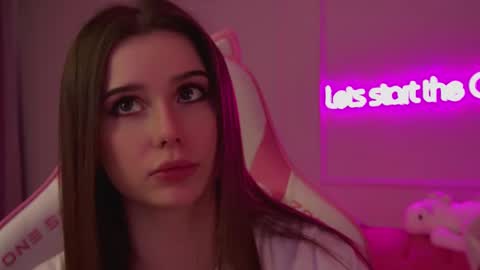 Snapshot of dianabecker chatting on March 12, 2025, 3:46 am Diana online show from March 12, 2025, 3:46 am