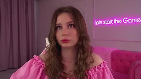 Snapshot of dianabecker chatting on September 10, 2025, 6:30 pm Diana online show from September 10, 2025, 6:30 pm