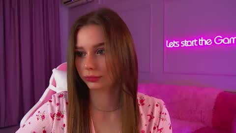 Snapshot of dianabecker chatting on September 26, 2025, 6:34 pm Diana online show from September 26, 2025, 6:34 pm