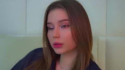 Snapshot of dianabecker chatting on October 3, 2025, 6:38 pm Diana online show from October 3, 2025, 6:38 pm