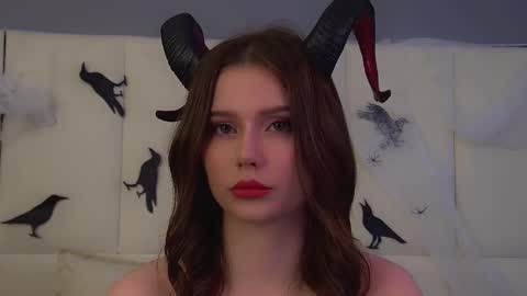 Snapshot of dianabecker chatting on November 1, 2025, 12:34 am Diana online show from November 1, 2025, 12:34 am