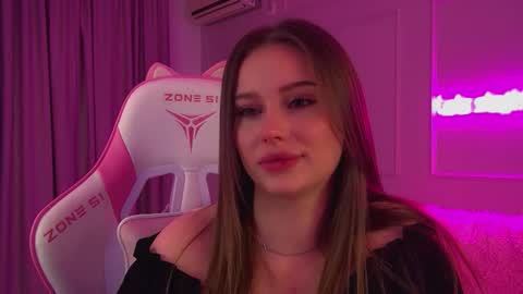 Snapshot of dianabecker chatting on January 14, 2026, 6:19 am Diana online show from January 14, 2026, 6:19 am