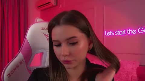 Snapshot of dianabecker chatting on February 27, 2026, 1:38 am Diana online show from February 27, 2026, 1:38 am