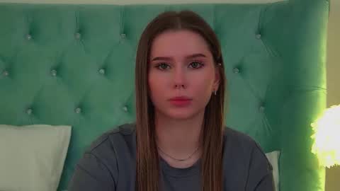 Snapshot of dianabecker chatting on March 2, 2026, 5:19 am Diana online show from March 2, 2026, 5:19 am