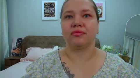 Snapshot of dianakristol chatting on May 19, 2026, 6:31 am Diana online show from May 19, 2026, 6:31 am