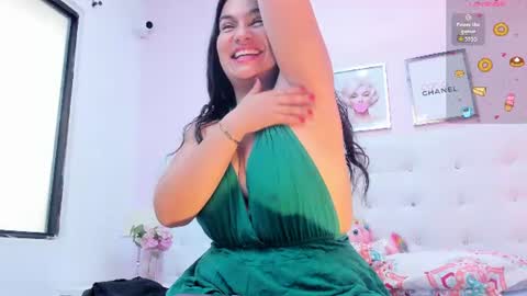 Snapshot of dianasheren chatting on June 29, 2026, 7:58 pm dianasheren online show from June 29, 2026, 7:58 pm