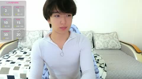 Snapshot of dianinav chatting on May 8, 2026, 1:27 pm Adam online show from May 8, 2026, 1:27 pm