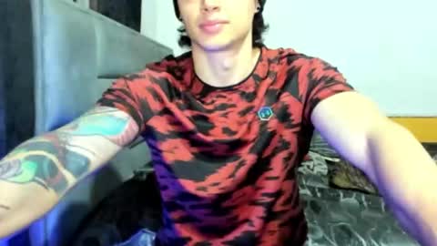 jhon online show from February 15, 2025, 12:26 am