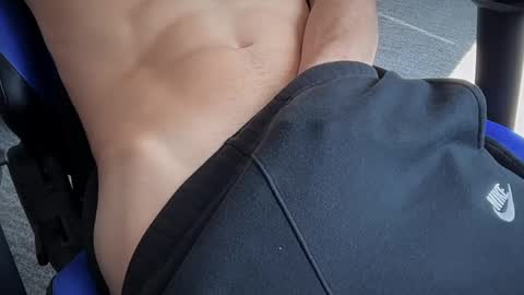 Snapshot of dickbboy19 chatting on September 16, 2025, 6:31 pm dickbboy19 online show from September 16, 2025, 6:31 pm