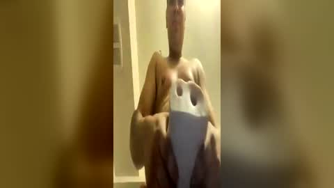 Snapshot of dickemdown93est chatting on June 25, 2026, 2:11 am dickemdown93est online show from June 25, 2026, 2:11 am