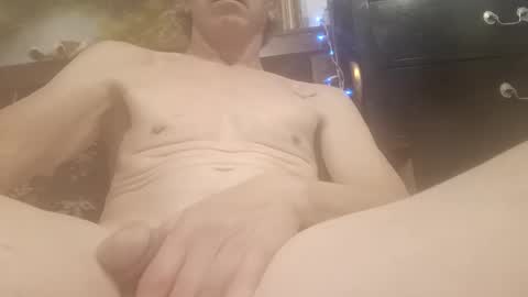 dickielee306251 online show from January 15, 2026, 2:38 am