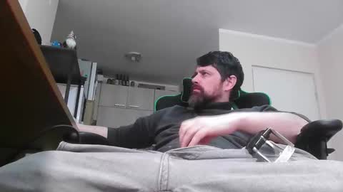 Snapshot of dickstaza chatting on February 18, 2026, 2:24 pm dickstaza online show from February 18, 2026, 2:24 pm