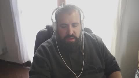 Snapshot of dicristalino chatting on May 3, 2026, 2:23 pm Cristian Dipolino online show from May 3, 2026, 2:23 pm
