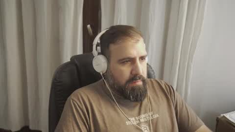 Snapshot of dicristalino chatting on May 10, 2026, 3:06 pm Cristian Dipolino online show from May 10, 2026, 3:06 pm