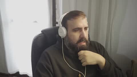 Snapshot of dicristalino chatting on June 3, 2026, 7:19 pm Cristian Dipolino online show from June 3, 2026, 7:19 pm