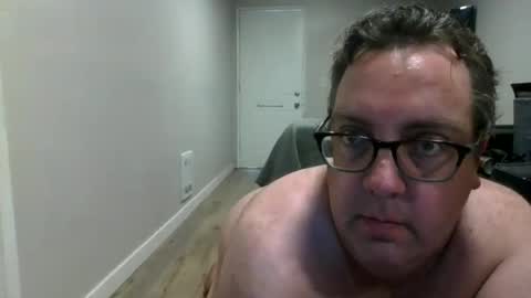 Snapshot of didgeman1984 chatting on May 21, 2026, 9:44 pm Didgeman online show from May 21, 2026, 9:44 pm