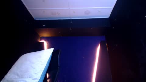 Diego online show from February 1, 2025, 6:08 pm