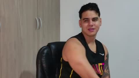 DIEGO CAZAS online show from June 15, 2026, 1:41 am