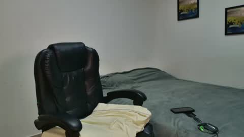 DIEGO CAZAS online show from July 14, 2026, 2:05 am