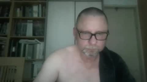 dierenfeld online show from April 21, 2026, 2:51 am