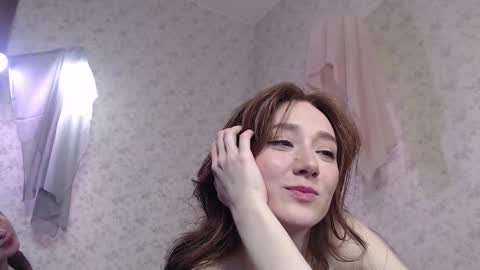 Hi im Alice 3 Im usualy online 03-10 or 17-21 UTC0 online show from February 11, 2026, 6:29 am