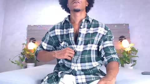 dilan_hall online show from May 15, 2026, 10:50 pm