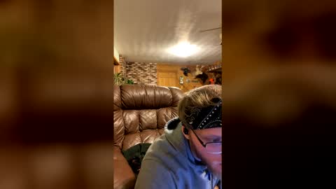 Snapshot of dilf_96 chatting on February 3, 2026, 6:22 am Daddy online show from February 3, 2026, 6:22 am