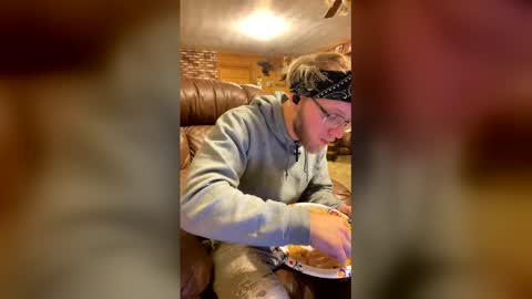 Snapshot of dilf_96 chatting on February 3, 2026, 6:40 am Daddy online show from February 3, 2026, 6:40 am