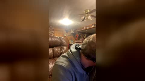 Snapshot of dilf_96 chatting on February 5, 2026, 3:22 am Daddy online show from February 5, 2026, 3:22 am