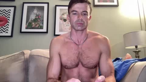Snapshot of dillonwilde chatting on January 16, 2025, 8:25 pm Dillon online show from January 16, 2025, 8:25 pm