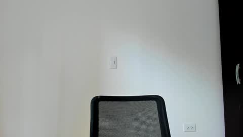 Snapshot of dimitricaruso chatting on January 16, 2025, 9:19 pm dimitricaruso online show from January 16, 2025, 9:19 pm