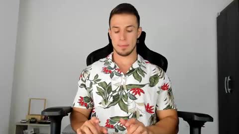 Snapshot of dimitricaruso chatting on March 9, 2025, 5:00 am dimitricaruso online show from March 9, 2025, 5:00 am