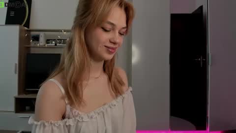 Dina online show from February 27, 2026, 8:36 am