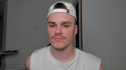 Hot DIN online show from April 9, 2026, 3:06 am