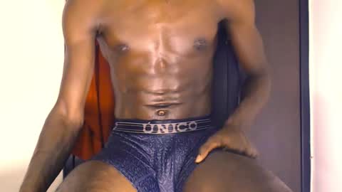 Snapshot of dino1107 chatting on February 10, 2026, 2:15 am dino1107 online show from February 10, 2026, 2:15 am