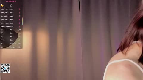 Snapshot of dionneslupe chatting on October 19, 2025, 6:08 pm Ness online show from October 19, 2025, 6:08 pm