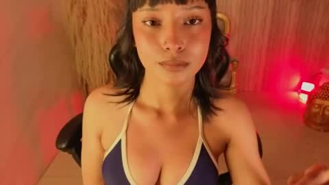 Snapshot of diosa_idin_s1 chatting on April 28, 2026, 8:25 pm Diosa online show from April 28, 2026, 8:25 pm