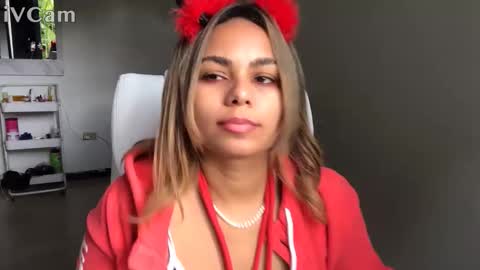 Snapshot of diosadeluniverso_ chatting on October 31, 2025, 6:20 pm diosadeluniverso_ online show from October 31, 2025, 6:20 pm