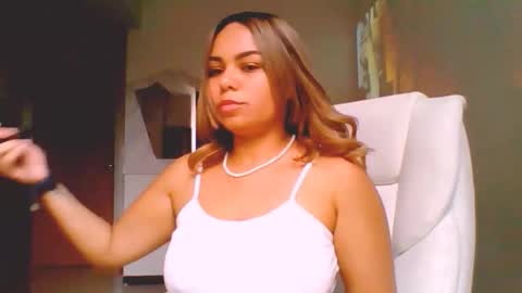 Snapshot of diosadeluniverso_ chatting on December 2, 2025, 3:18 pm diosadeluniverso_ online show from December 2, 2025, 3:18 pm